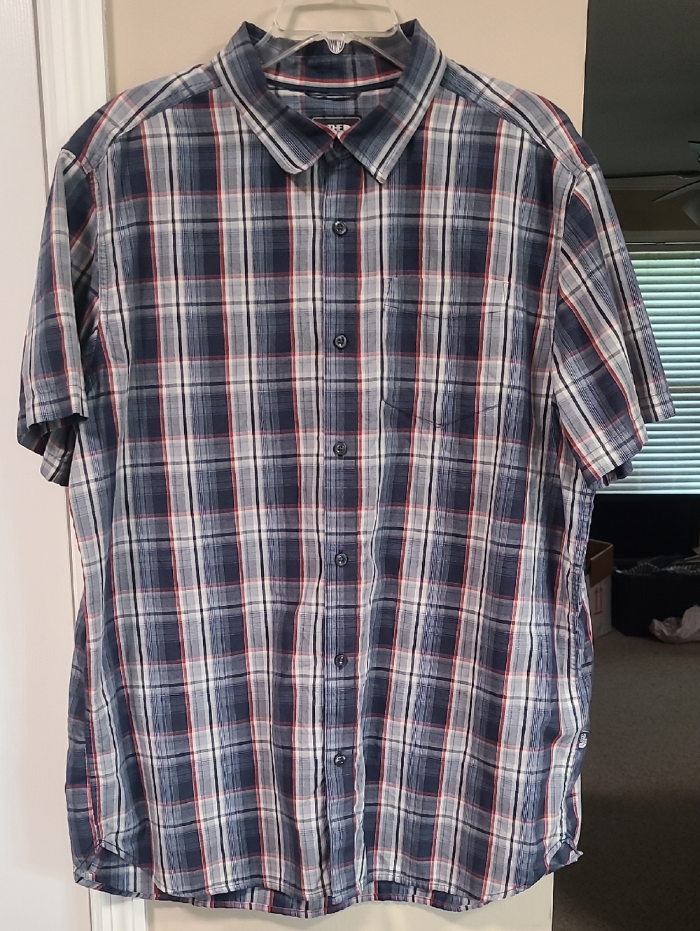 The North Face Men's Short-Sleeve Plaid Button-Down Shirt sz XL Red White Blue